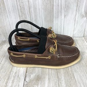 Sperry Authentic Boat Shoe 2-Eye Brown Women’s 7